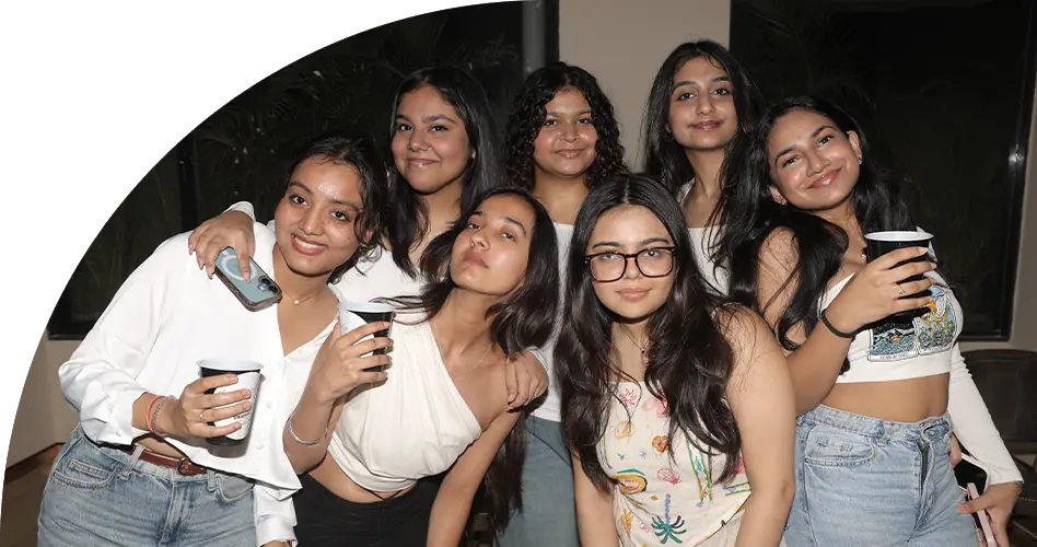 girls-hostel-hero-banner